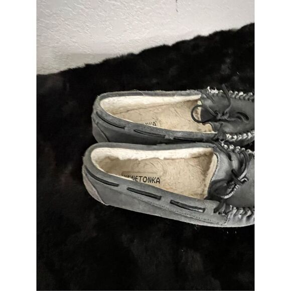 Minnetonka Women's Britt Trapper Slipper shoes 7 - Picture 3 of 5